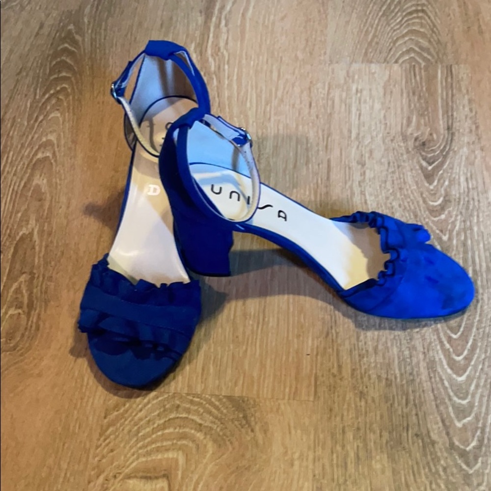 Unisa strappy heels